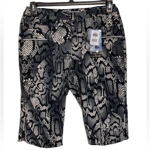 NWT Jamie Sadock Sun-sense air weave sunshield with cooltrex shorts. Size 6